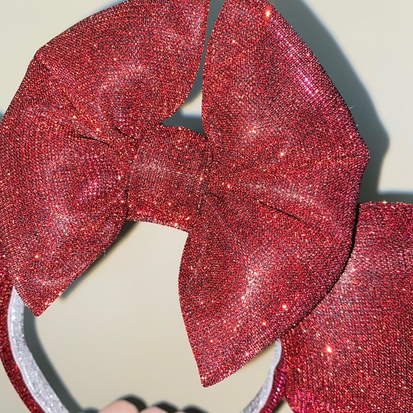 Red Minnie Ears - Picture 6 of 8